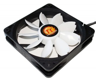Вентилятор Thermaltake ISGC Fan 12 (AF0018) 120x120 case (3pin)