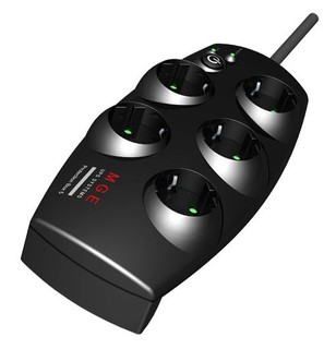 Сетевой фильтр Eaton (66712)  Protection Box 5 DIN