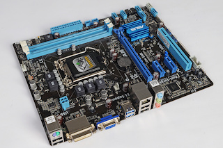 Материнская плата Asus P8B75-M LX PLUS Soc-1155 iB75 DDR3 mATX AC'97 8ch GbLAN VGA+DVI BULK