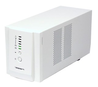 Источник бесперебойного питания Ippon Smart Power Pro 1000 (9207-6314-01)