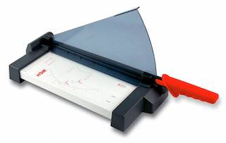 Резак сабельный HSM G3210 A4/10лист/325/ручн.прижим/пласт. защитный экран складной экран